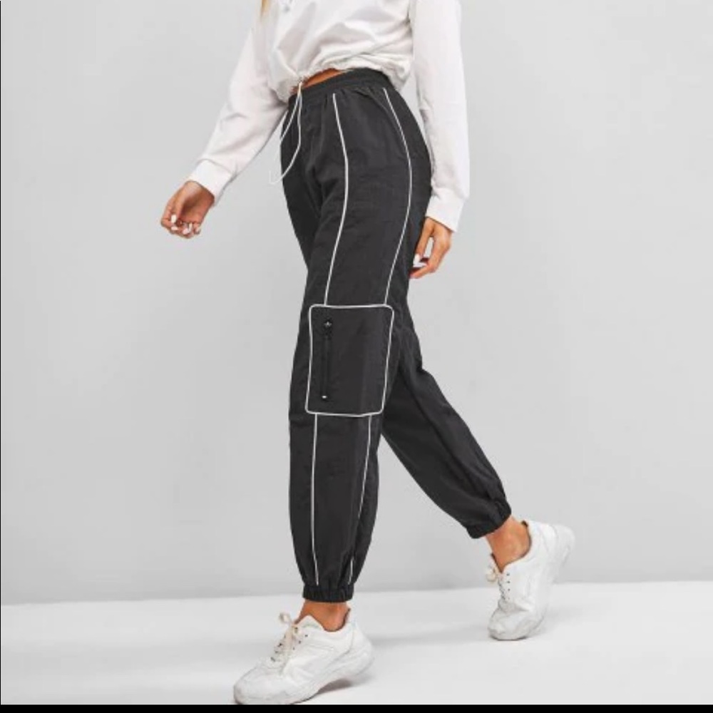 Zip cargo pants